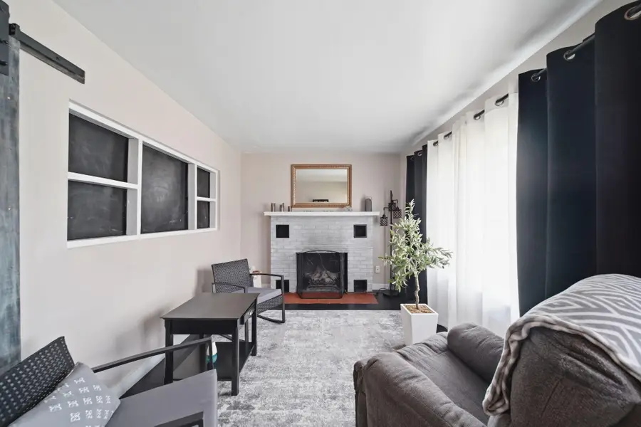 1100 E North Street, Jackson, MI 49202 - #2