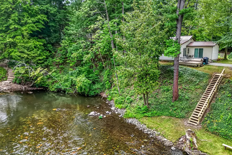 7784 E Saint Huberts Trail, Hesperia, MI 49421 - #3