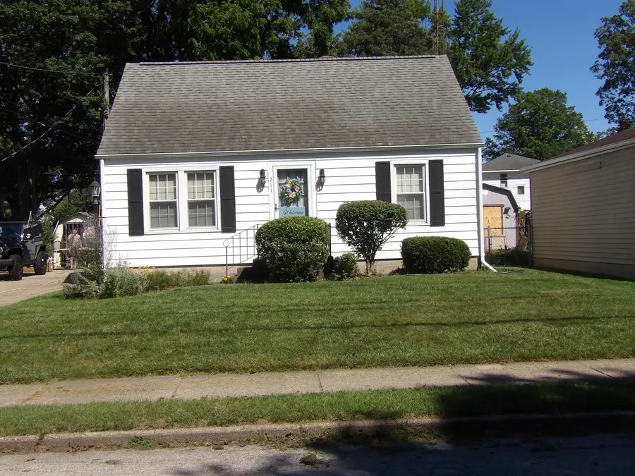 211 N 14th Street, Niles, MI 49120 - #3