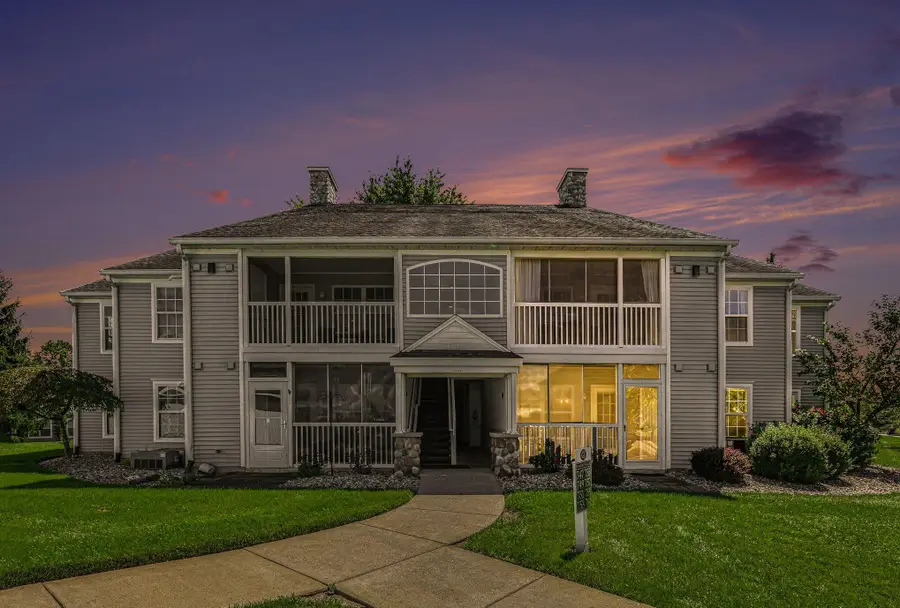 749 W Barrington Circle, Jackson, MI 49203 - #2