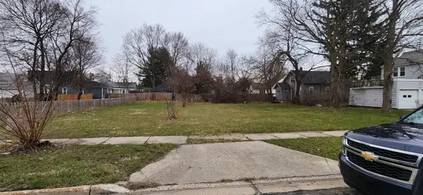 1236 Pine Street, Muskegon, MI 49442