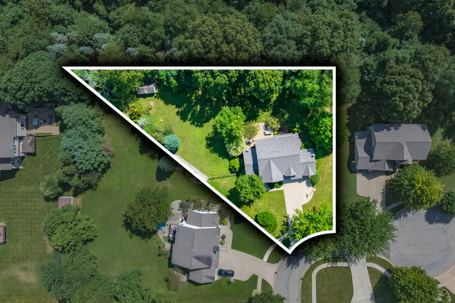 9731 Southern Oaks Court, Portage, MI 49002 - #2