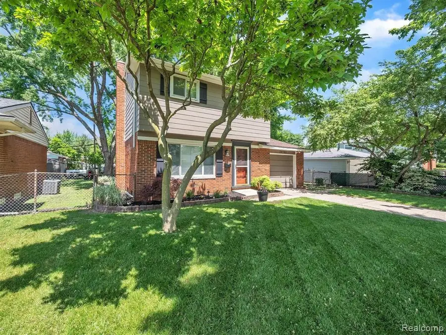 32760 Hiveley, Westland, MI 48186 - #2