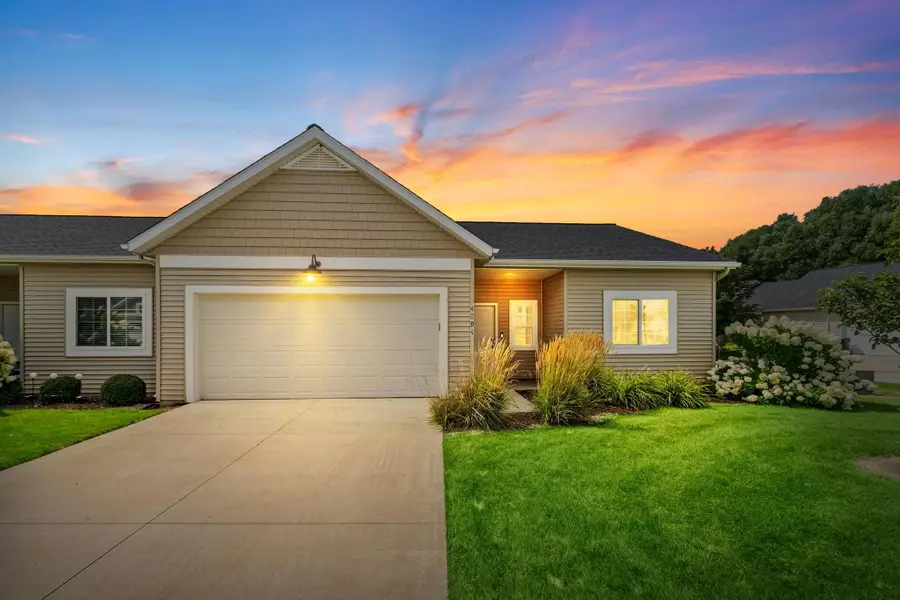 4294 Cidermill Drive #32, Wayland, MI 49348 - #2