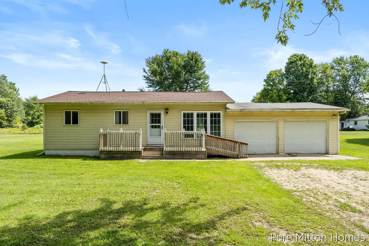 6118 N Hawley Highway, Belding, MI 48809 - #1