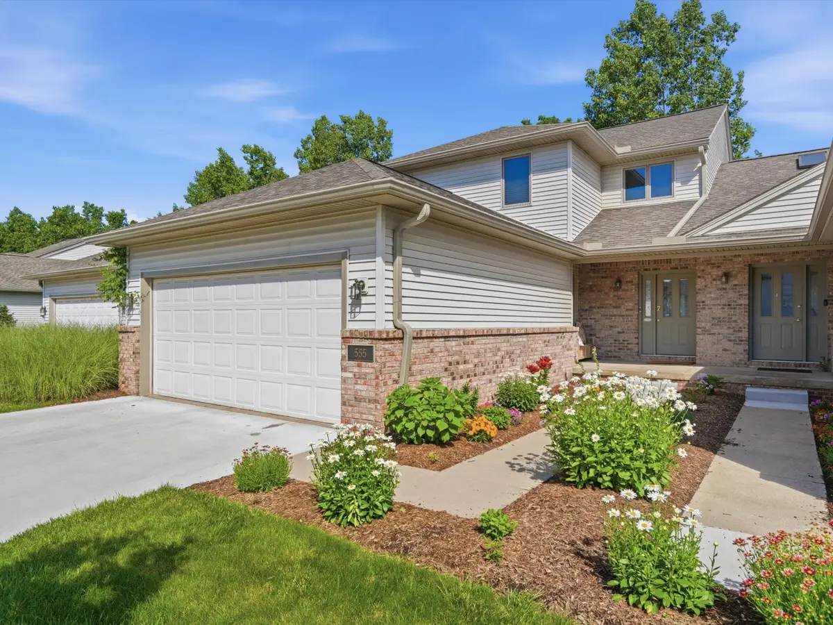 555 Sycamore Circle, Saline, MI 48176 - #1