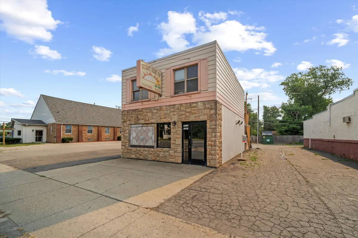 1040 N Wayne Road, Westland, MI 48185 - #1