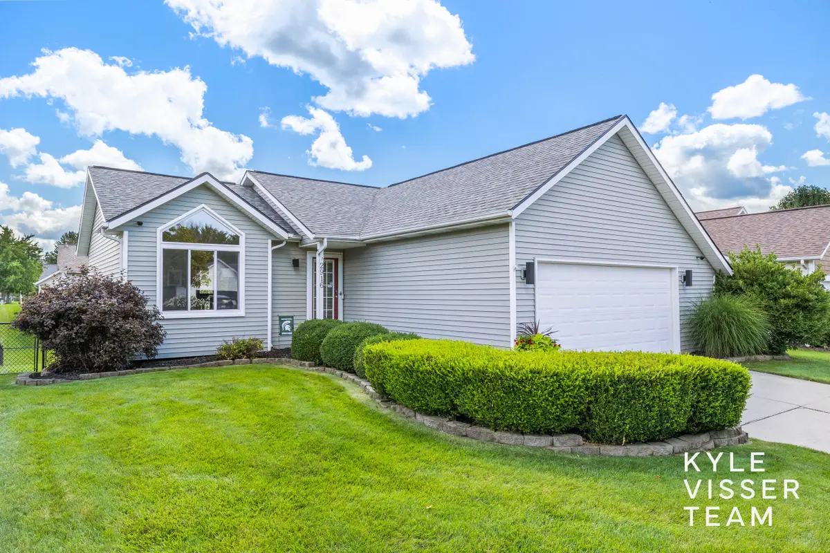 2916 Woodglen Street Nw, Grand Rapids, MI 49504 - #1