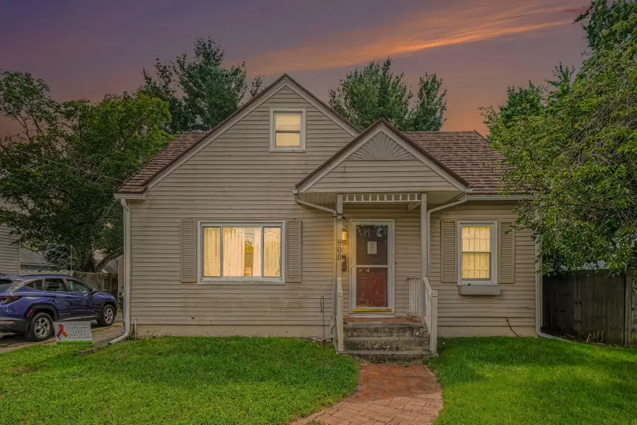 900 SW 40th Street Sw, Wyoming, MI 49509 - #2