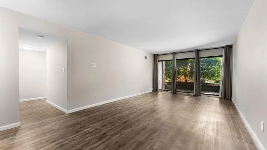 1225 S Maple Road #105, Ann Arbor, MI 48103 - #3