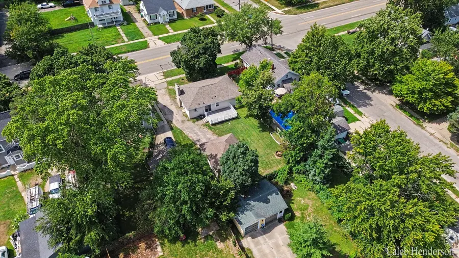 2712 Byron Center Avenue Sw, Wyoming, MI 49519 - #3