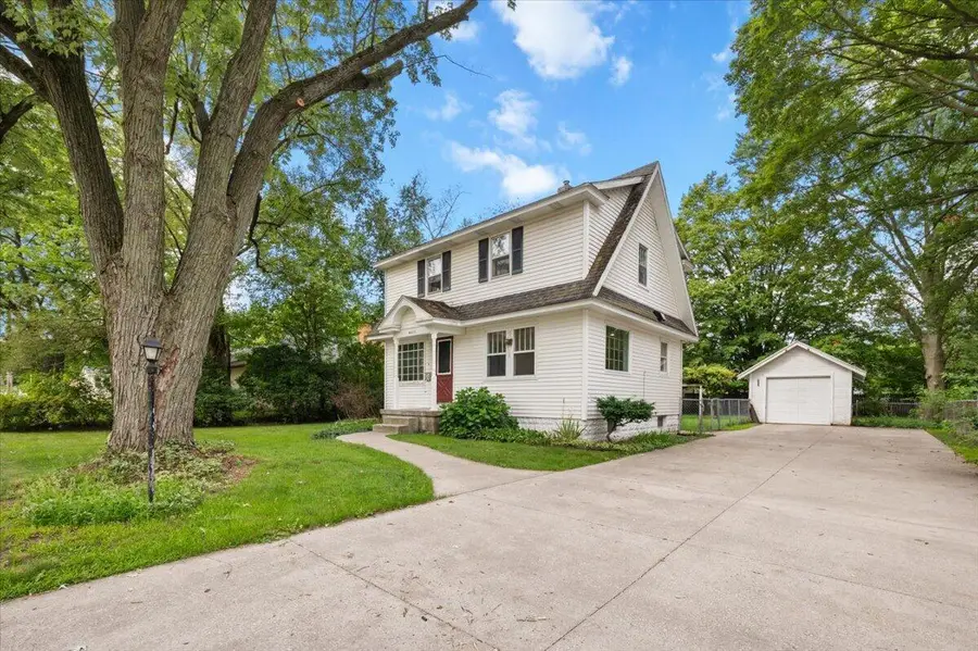 4511 Jefferson Avenue Se, Kentwood, MI 49548 - #2