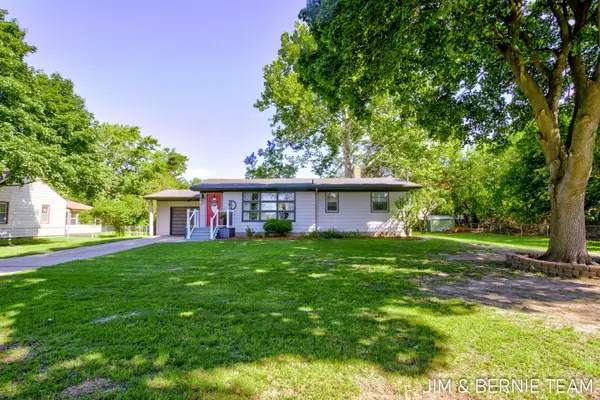 345 Harp Street Se, Grand Rapids, MI 49548