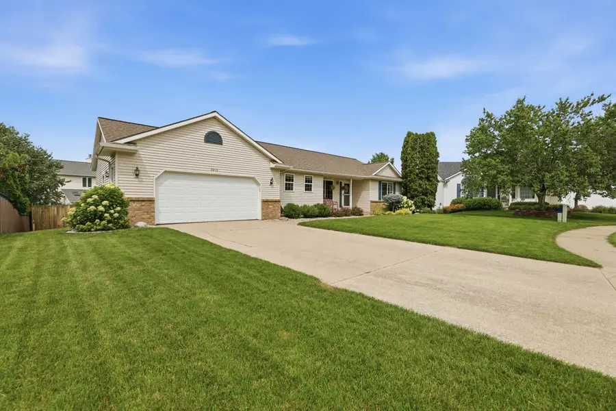 2913 Belle Meadow Drive Sw, Byron Center, MI 49315 - #2