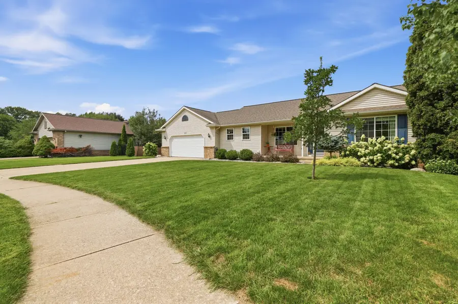 2913 Belle Meadow Drive Sw, Byron Center, MI 49315 - #3