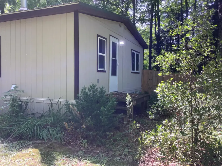 9488 S 11 Road, Cadillac, MI 49601 - #2
