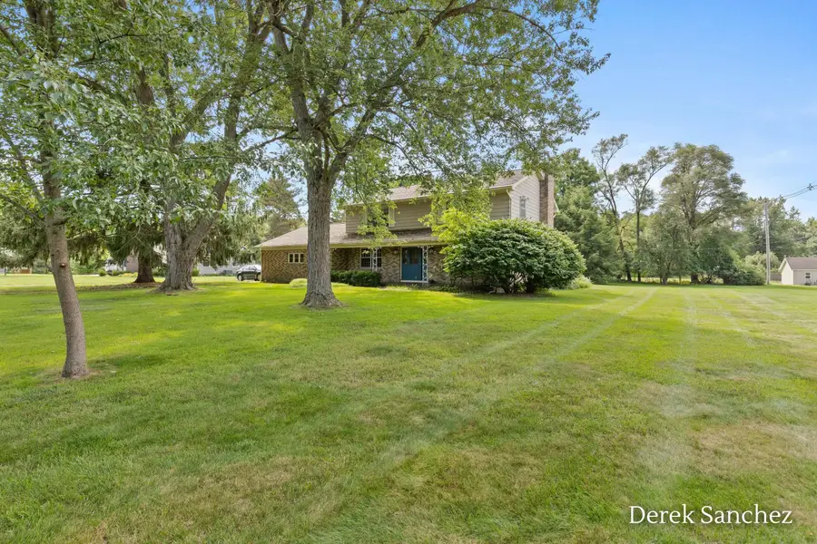 4674 Fennessy Street Sw, Grand Rapids, MI 49534 - #3
