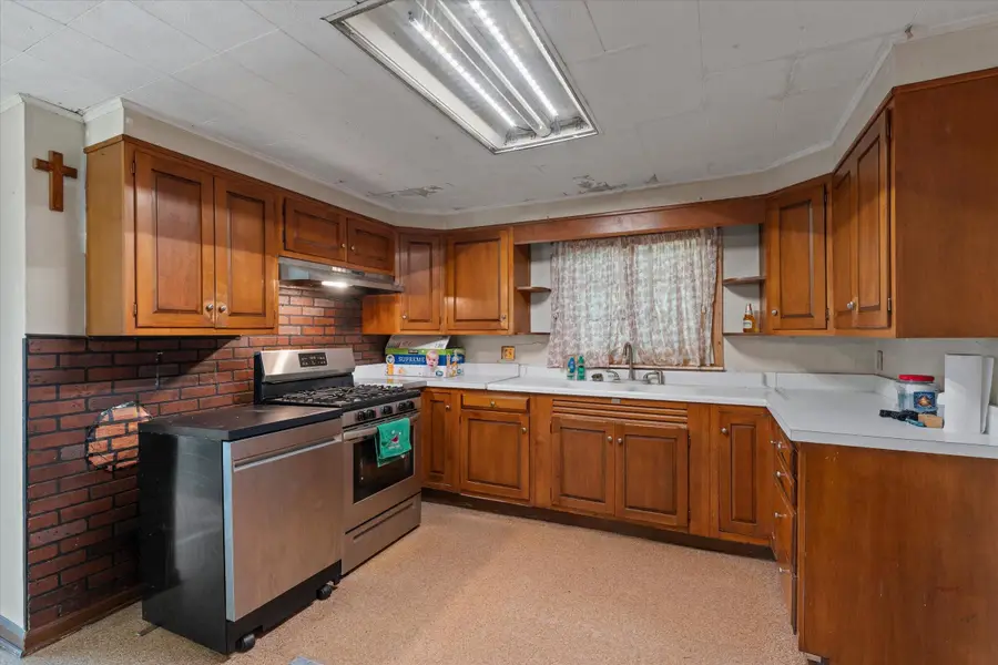 68201 Hess Road, Edwardsburg, MI 49112 - #3