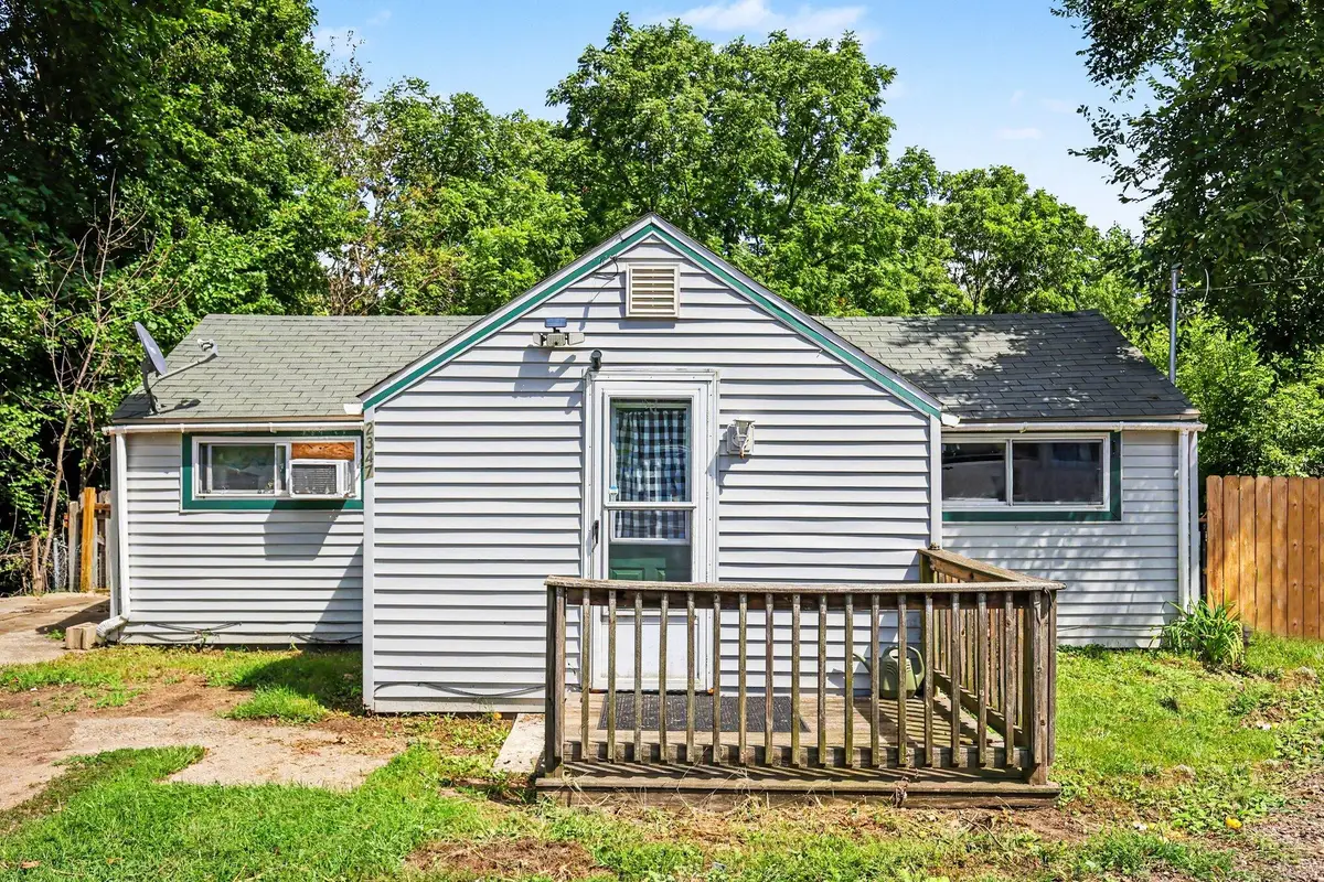 2347 Lansing Avenue, Jackson, MI 49202 - #1