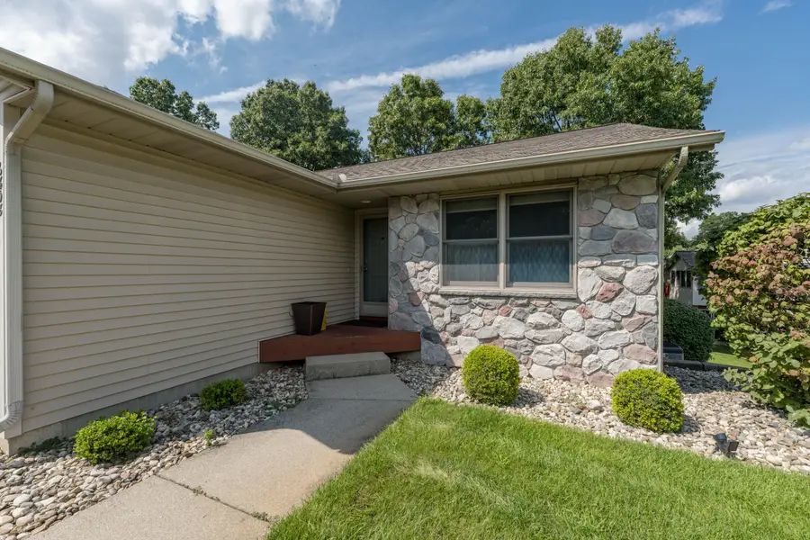 6808 Birdsong Avenue, Kalamazoo, MI 49009 - #2