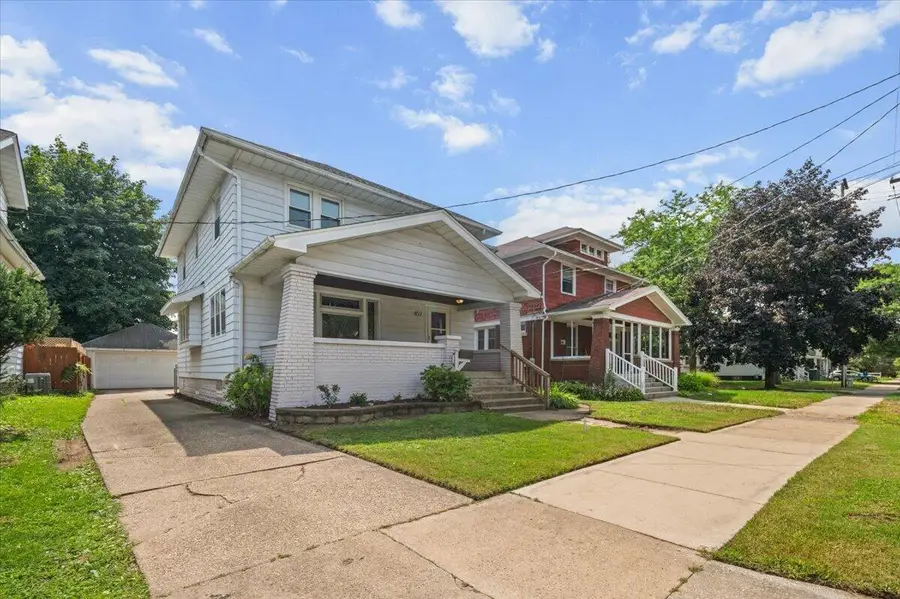 852 Richmond Street Nw, Grand Rapids, MI 49504 - #3