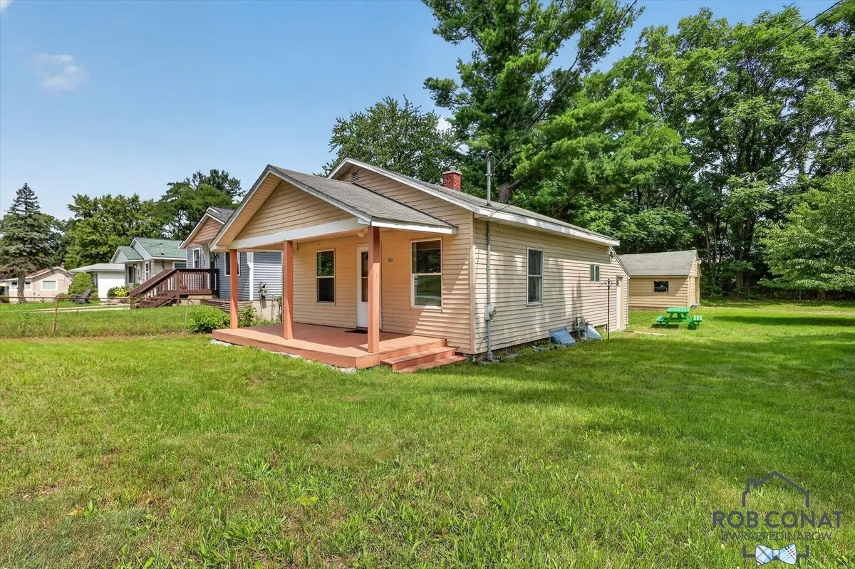 1662 Bristol Avenue Nw, Grand Rapids, MI 49504 - #1