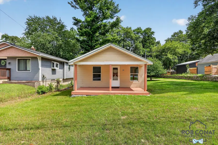 1662 Bristol Avenue Nw, Grand Rapids, MI 49504 - #2