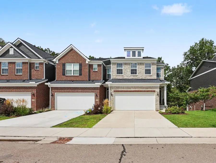 692 Peppermint Drive, Rochester Hills, MI 48307 - #2