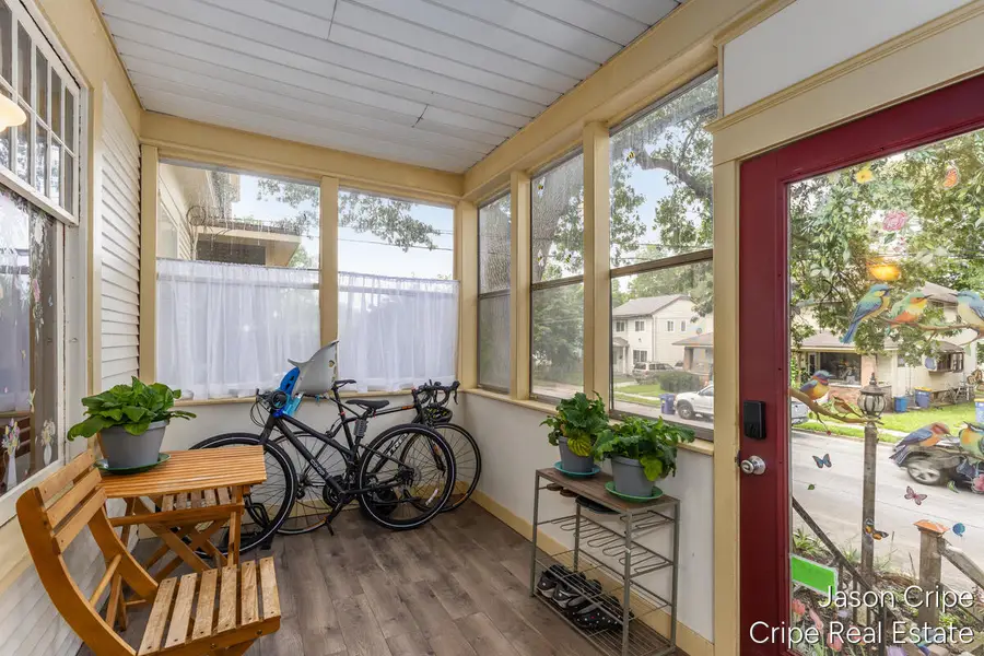 706 Lafayette Avenue Se, Grand Rapids, MI 49503 - #2