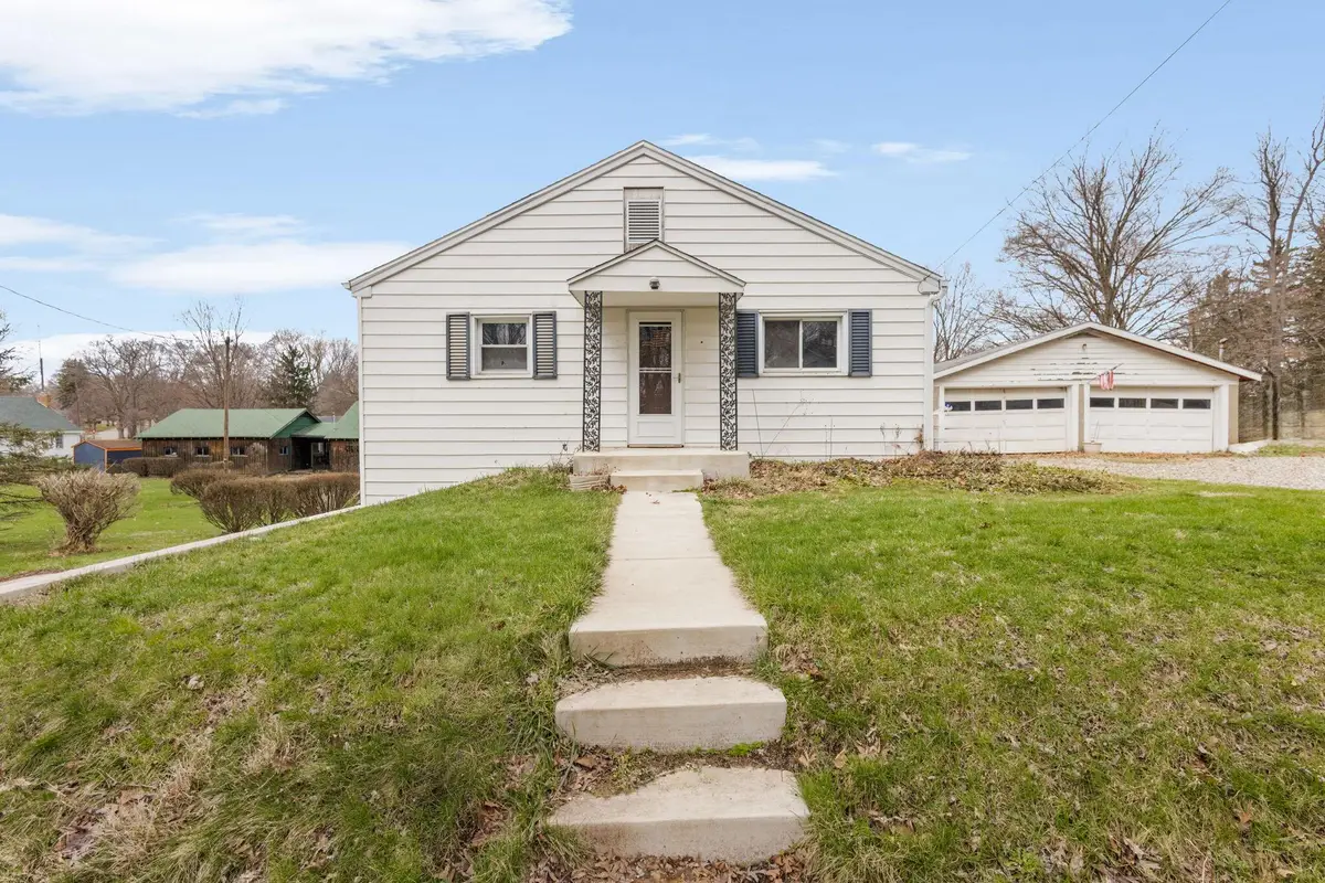 204 Terre Coupe Street, Buchanan, MI 49107 - #1