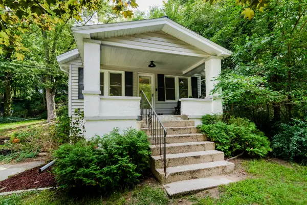 1054 Haines Street Nw, Grand Rapids, MI 49504