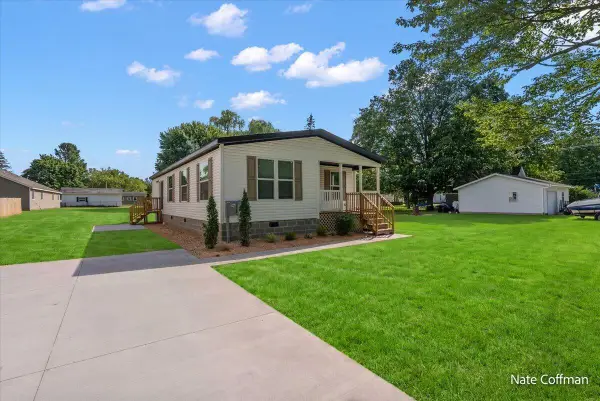 720 Park, Howard City, MI 49329