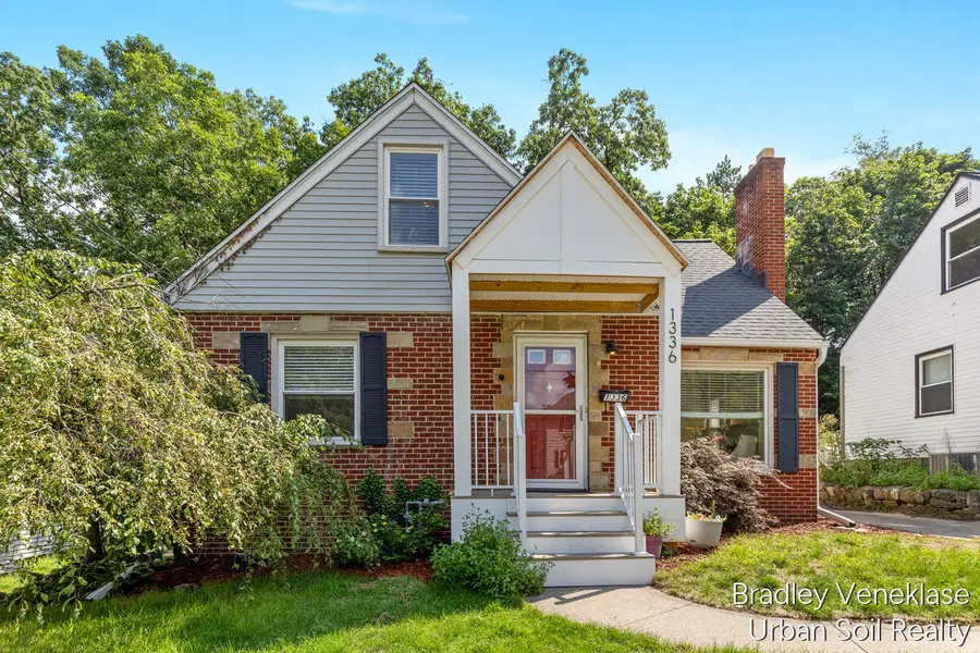 1336 Philadelphia Avenue Se, Grand Rapids, MI 49506 - #2