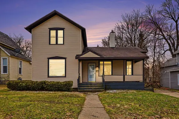 154 Carrier Street Ne, Grand Rapids, MI 49505