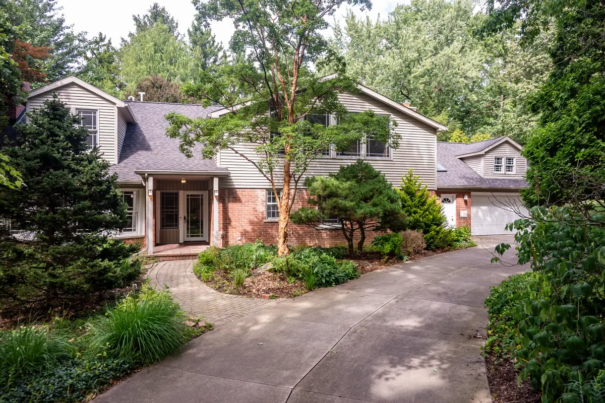 21200 W 13 Mile Road, Beverly Hills, MI 48025 - #1