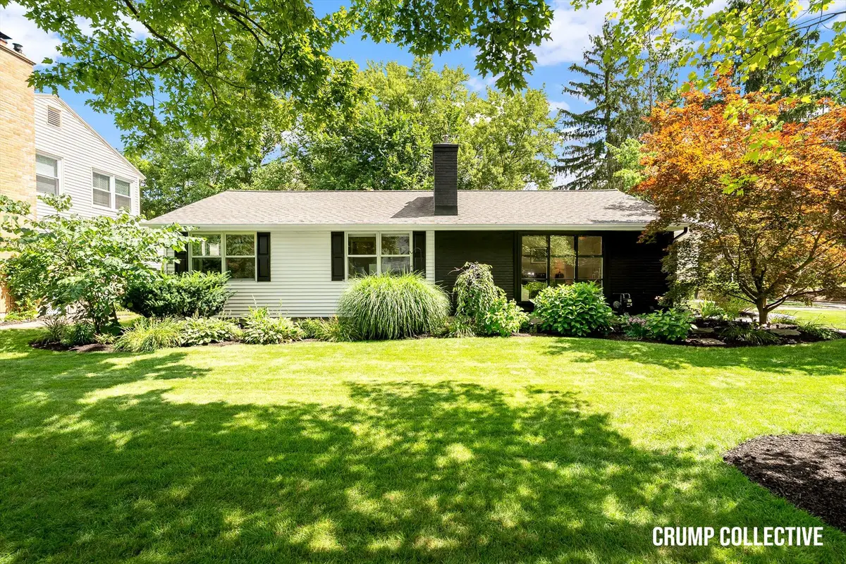 1050 San Jose Drive Se, East Grand Rapids, MI 49506 - #1