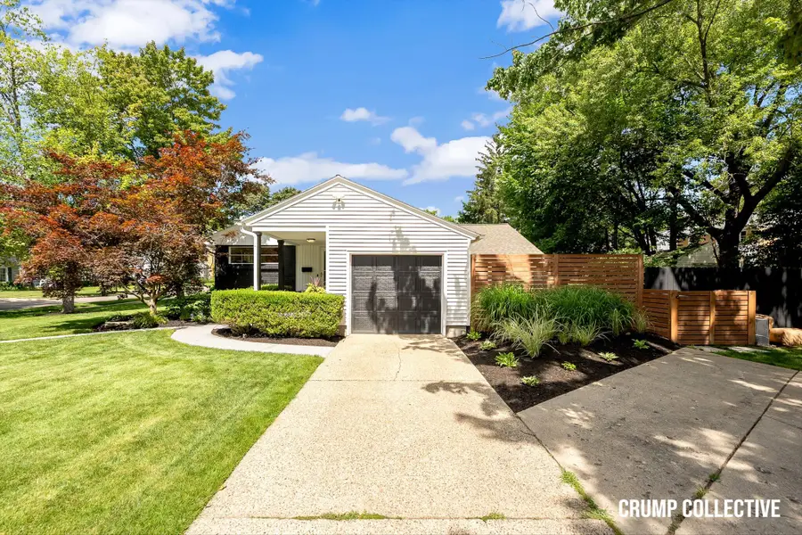 1050 San Jose Drive Se, East Grand Rapids, MI 49506 - #2