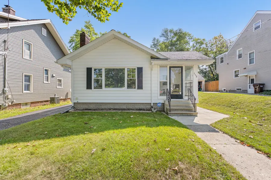 115 S Thompson Street, Jackson, MI 49203 - #2