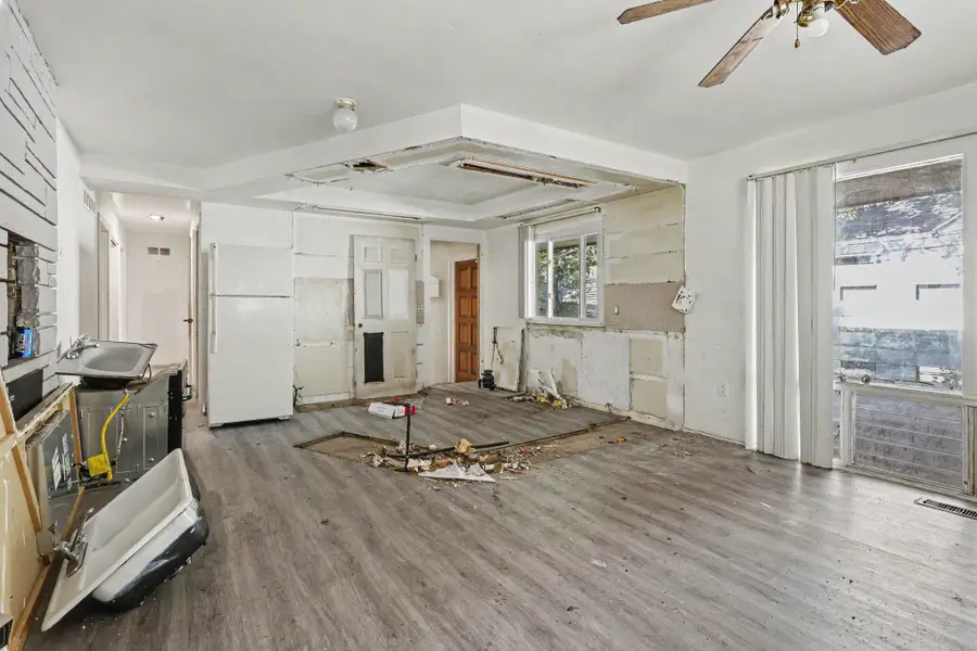 152 Hampton Road, Benton Harbor, MI 49022 - #3