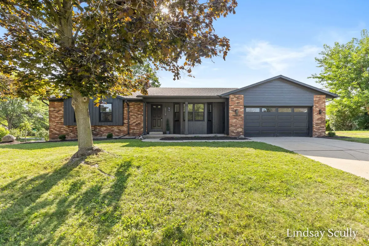 5719 Bentbrook Drive Se, Kentwood, MI 49508 - #1