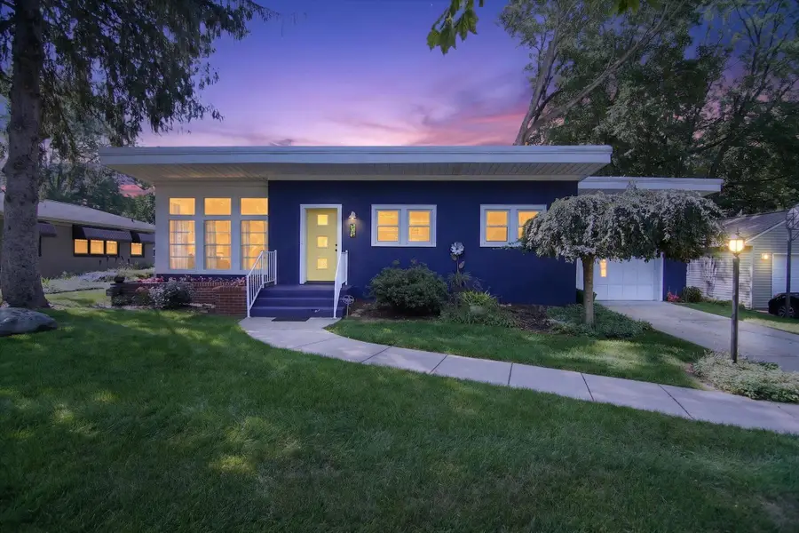 505 North Drive W, Marshall, MI 49068 - #2