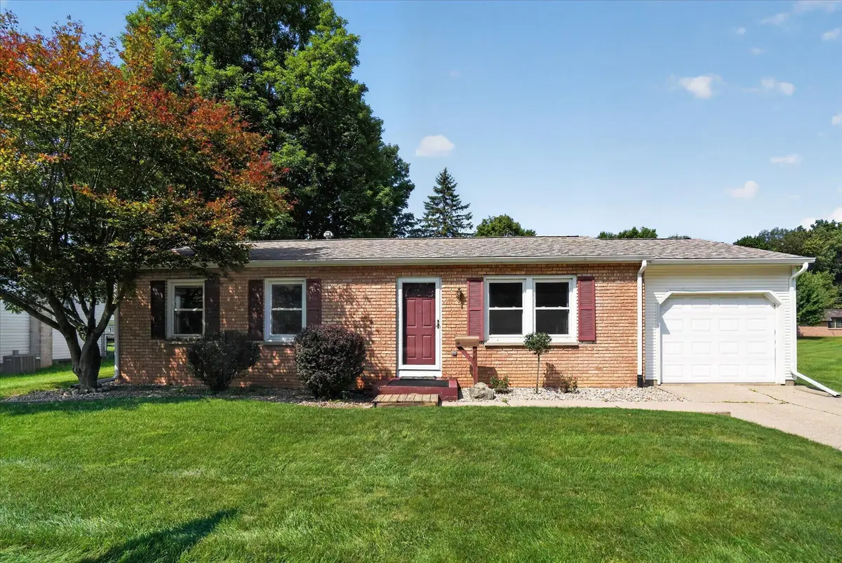 565 N Madison Street, Marshall, MI 49068 - #1