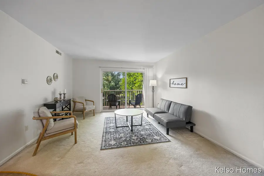 3410 Devonwood Hills Ne #E, Grand Rapids, MI 49525 - #2
