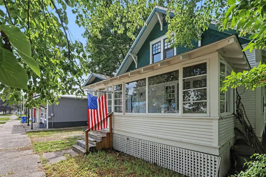 610 Cherry Street, Cadillac, MI 49601 - #3