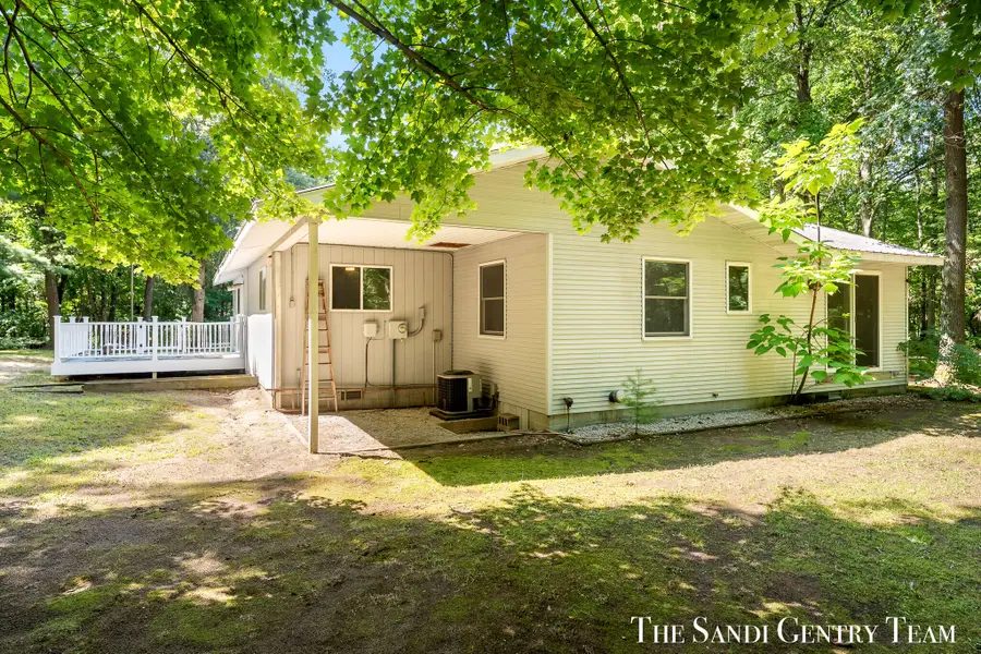 4536 Dalson Road, Twin Lake, MI 49457 - #2