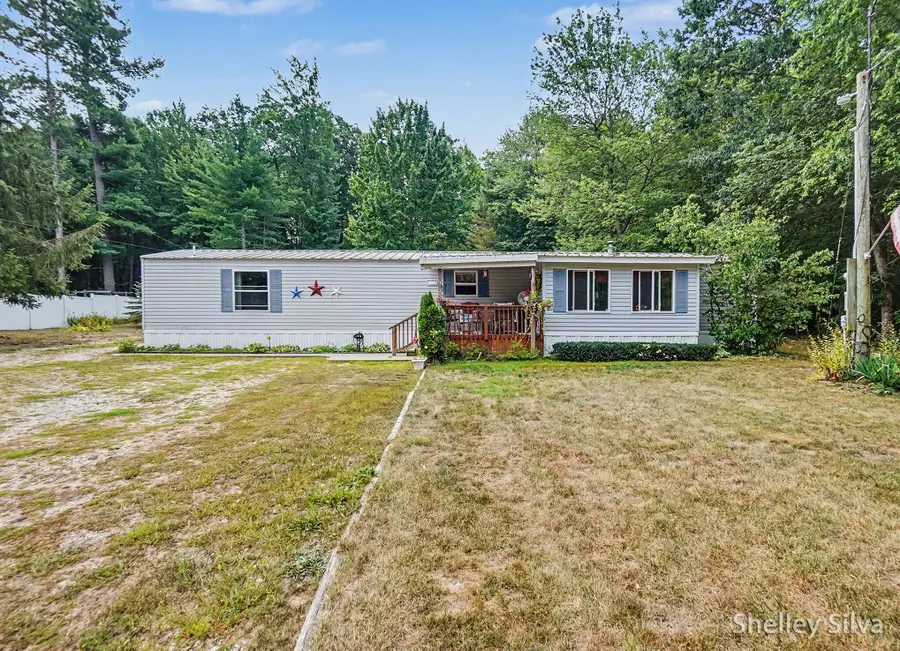 2705 W Southern Avenue, Baldwin, MI 49304 - #2