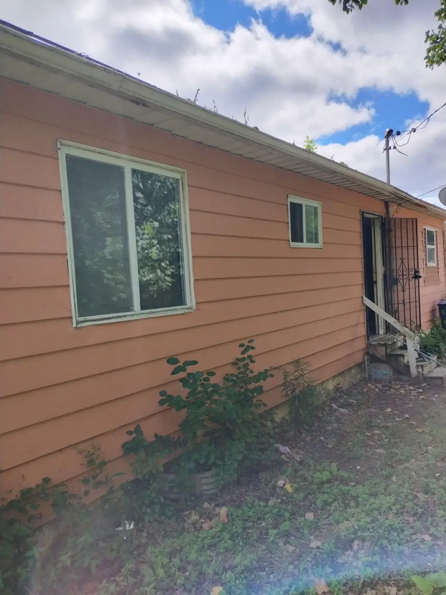 6701 Dana Lane, Flint, MI 48504 - #3