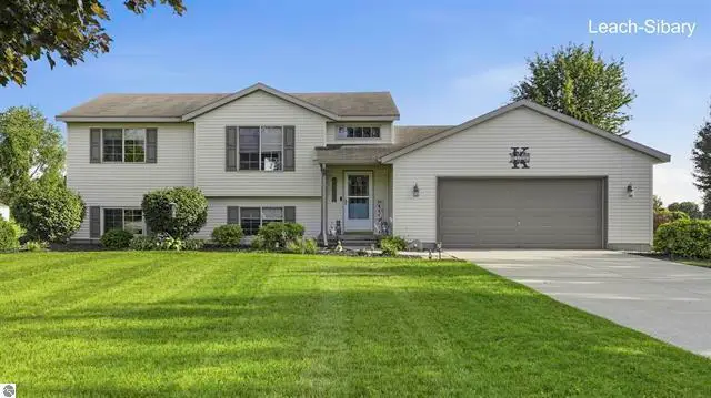 4966 Dio Drive Ne, Cedar Springs, MI 49319 - #1