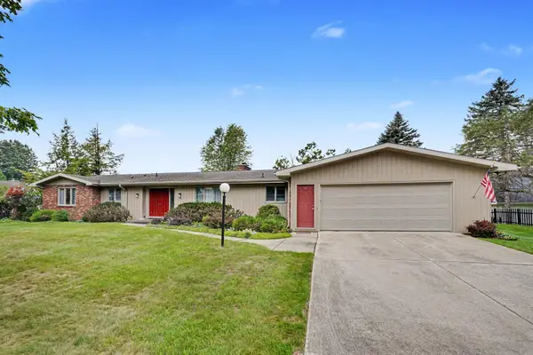 4216 Lake Forest, Kalamazoo, MI 49008
