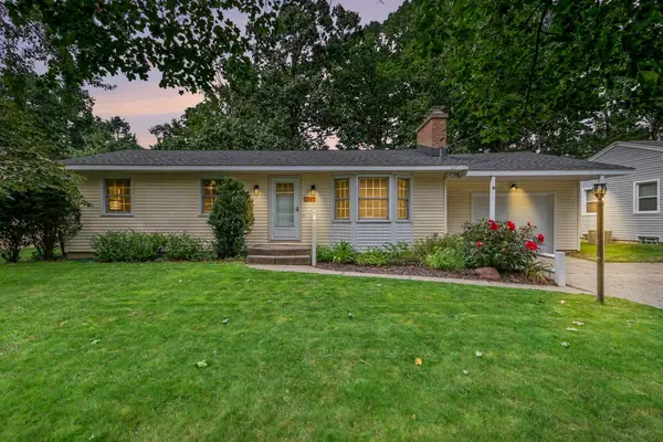 1297 Katrina Drive Se, Kentwood, MI 49508
